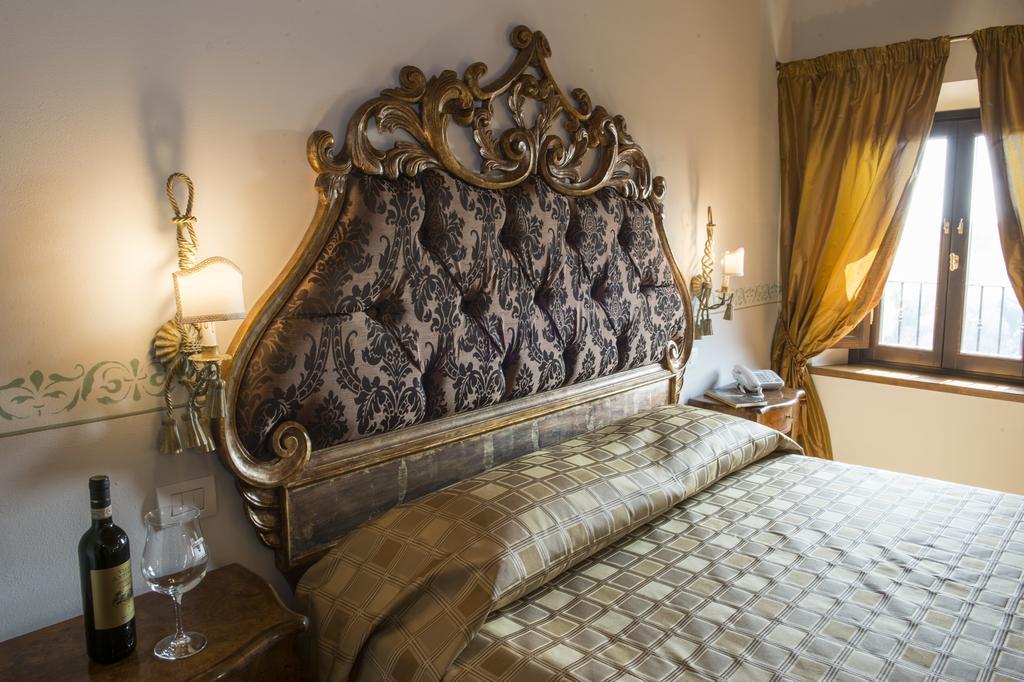 Palazzo Pacini Hotel Colle Val D'Elsa Szoba fotó