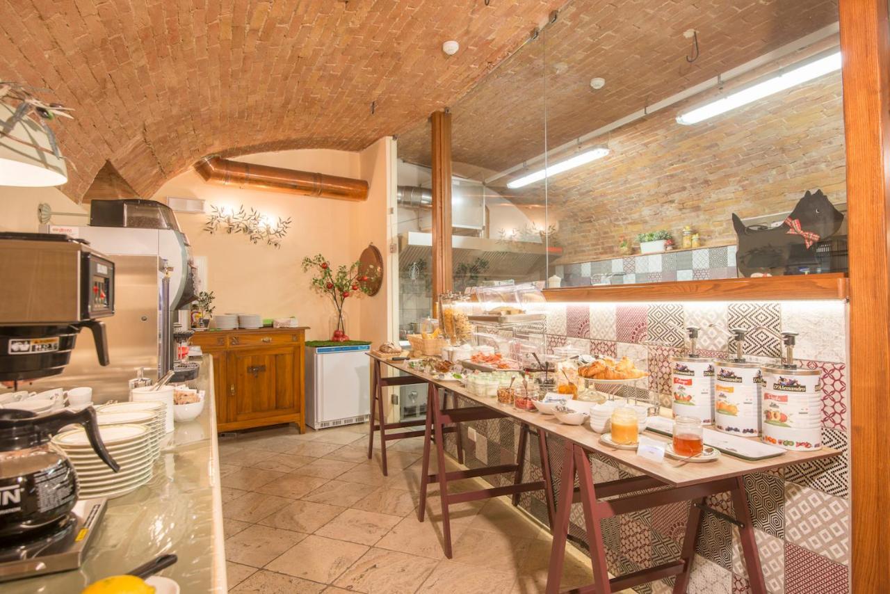 Palazzo Pacini Hotel Colle Val D'Elsa Kültér fotó